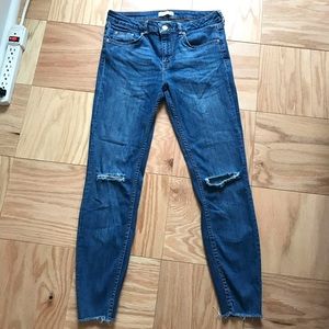 Zara Stretch Skinny Jeans with ripped knees